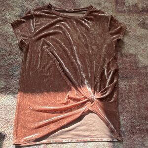 Women's Pink Velvet Knot Accent Short Sleeve Crew Neck T-Shirt Size Regular